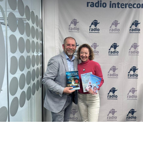 Mercedes R. Cervantes en Cultura Emprende Radio con Alejandra Ron Pedrique, Víctor Delgado y Ángel Calvo (Radio Intereconomía Madrid)